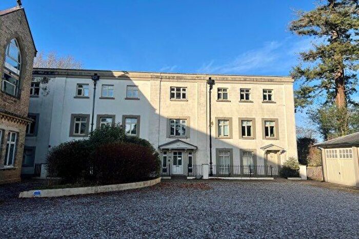 4 Bedroom Property To Rent In Dundridge Estate, Totnes, TQ9