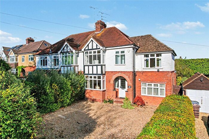 3 Bedroom Semi Detached House For Sale In Upper Hale Road, Farnham, Surrey, GU9