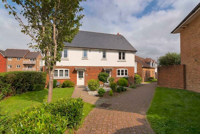 3 Bedroom Semi-Detached House To Rent In Fortune Way, Kings Hill, ME19