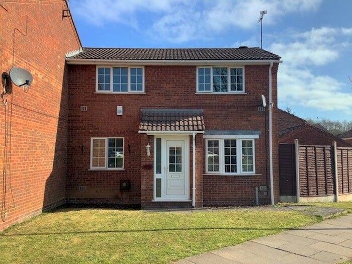 3 Bedroom Semi-Detached House To Rent In Rubery Lane, Rubery B45
