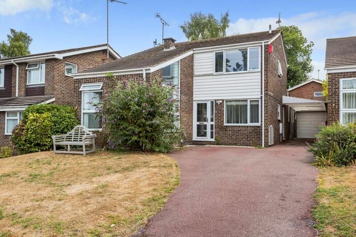 4 Bedroom Detached House To Rent In Ascot, SL5