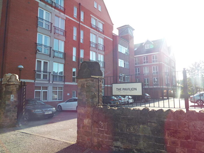 2 Bedroom Flat To Rent In The Pavilion, Russell Road, Nottingham City Outskirts, NG7