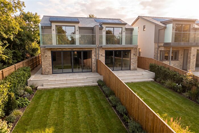 3 Bedroom Semi-Detached House For Sale In Olivers Battery, SO22