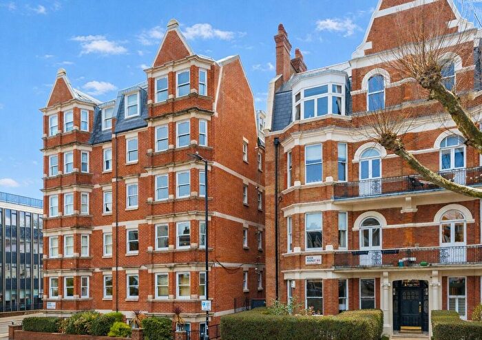 4 Bedroom Flat For Sale In Morshead Road, London, W9