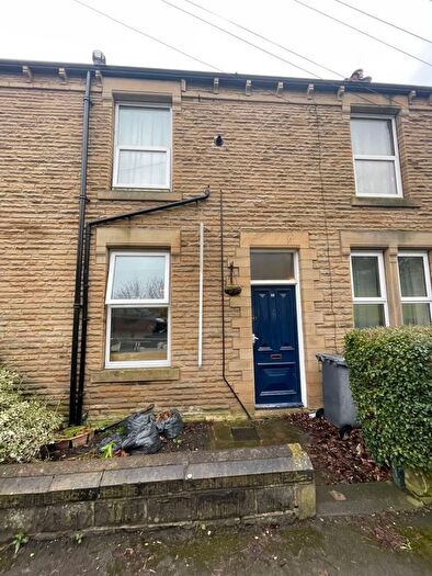 2 Bedroom Terraced House To Rent In Cross Park Street, Batley, WF17