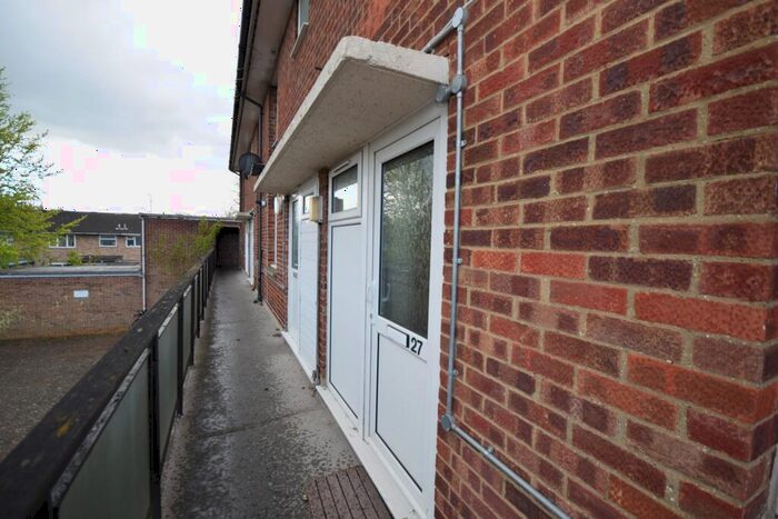 2 Bedroom Maisonette To Rent In Littlemead, Hatfield, AL10