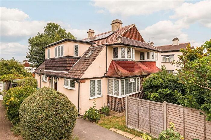 4 Bedroom Property For Sale In Pragnell Road, Lee, SE12