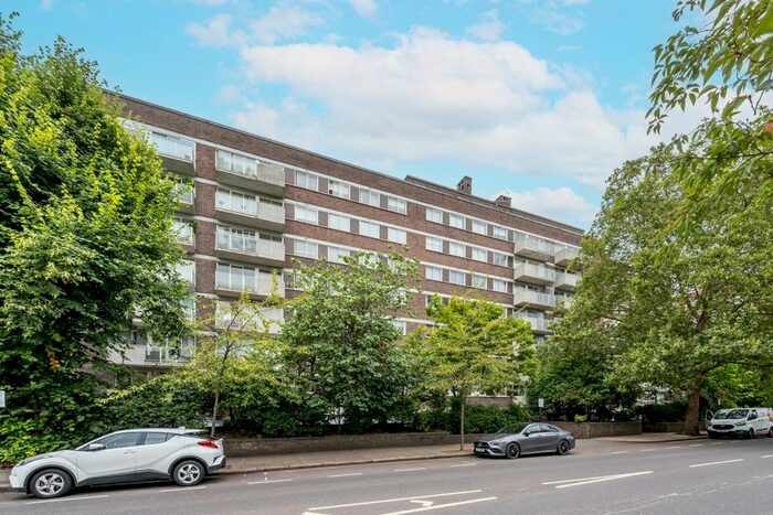 2 Bedroom Flat To Rent In Warwick Gardens, London, W14