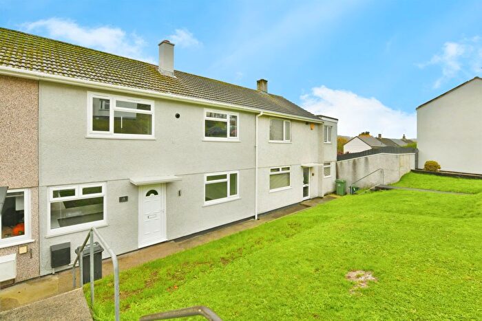 3 Bedroom Terraced House For Sale In Epping Crescent, Plymouth, PL6