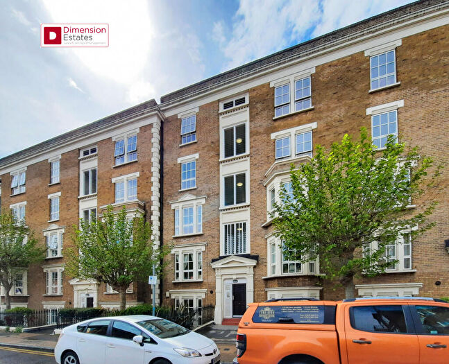 1 Bedroom Flat To Rent In Wilmot Street, Bethnal Green, London, E2