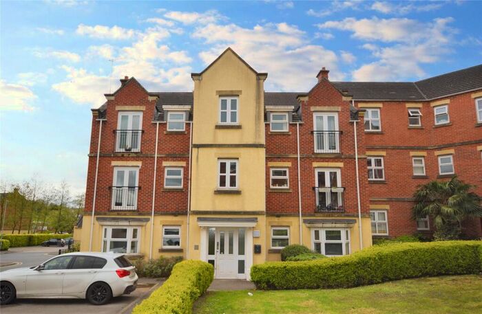 2 Bedroom Apartment To Rent In Whitehall Green, Leeds, West Yorkshire, LS12