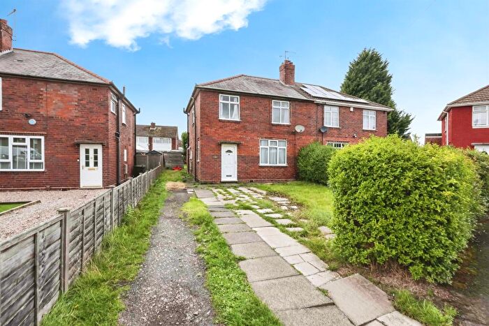 4 Bedroom Semi-Detached House For Sale In Meadow Road, Halesowen, B62