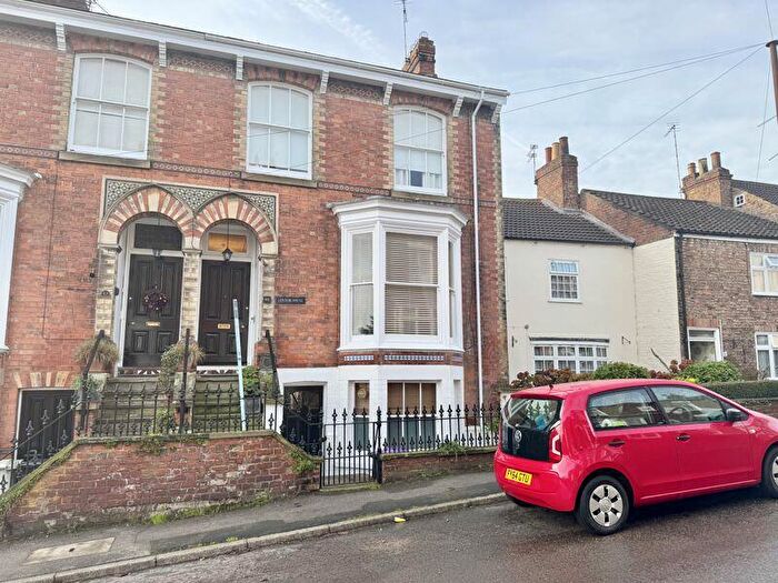 3 Bedroom Terraced House For Sale In Broadbank Louth, LN11