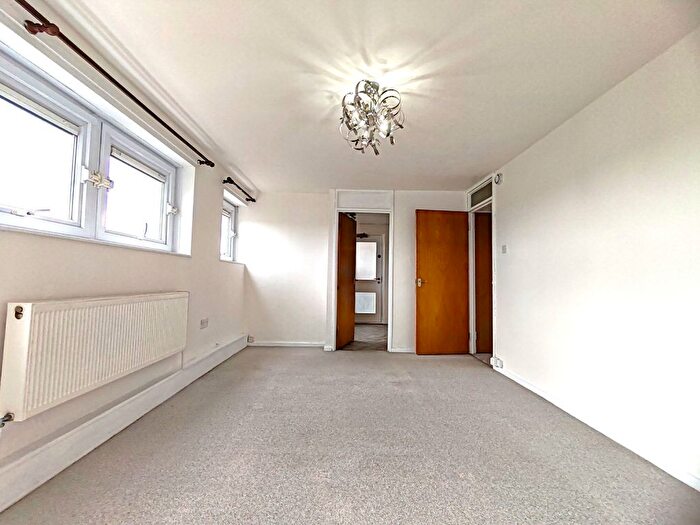 2 Bedroom Flat To Rent In Owen Waters House, Fullwell Avenue, Ilford, Essex, IG5
