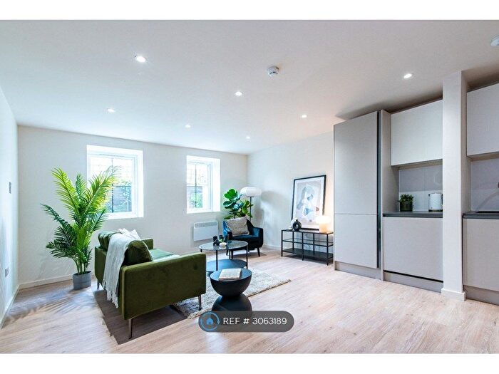 2 Bedroom Flat To Rent In Victoria St, Newark, NG24
