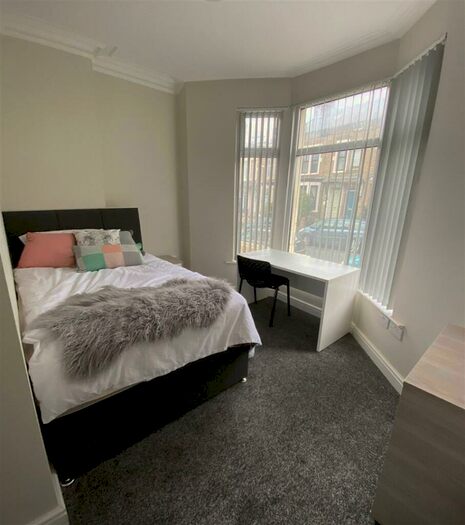 6 Bedroom Private Hall To Rent In Blades Street, Lancaster, LA1