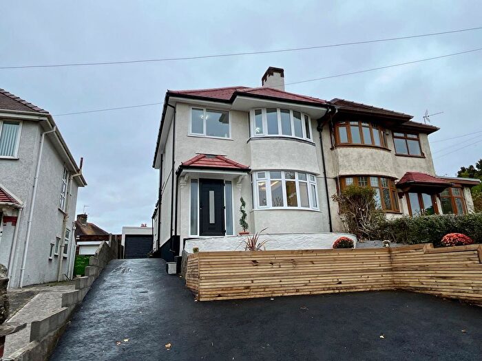 3 Bedroom Semi-Detached House For Sale In Townhill Road, Cockett, Swansea, SA2