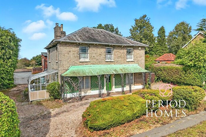 4 Bedroom Detached House For Sale In Roman Road, Mountnessing, CM15