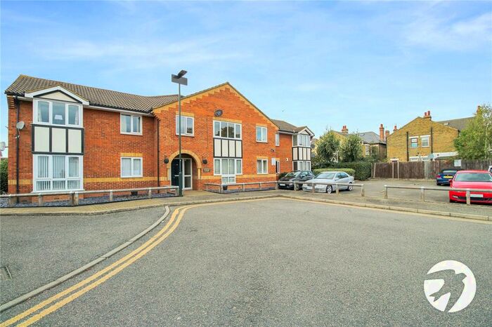 1 Bedroom Flat To Rent In Church Road, Welling, DA16