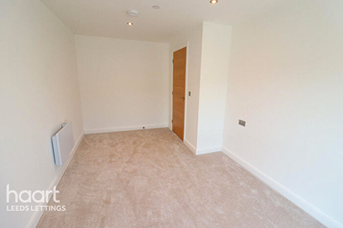 1 Bedroom Apartment To Rent In Richmond Hill Approach, Leeds, LS9