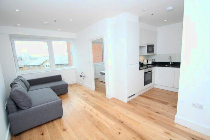1 Bedroom Flat To Rent In - High Street, Croydon, CR0