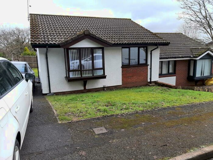 2 Bedroom Bungalow To Rent In Penshannel, Neath Abbey, Neath, SA10