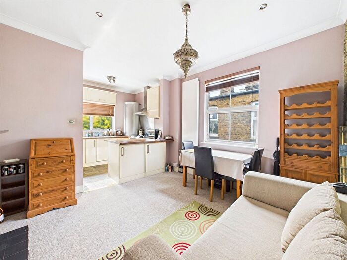 2 Bedroom Maisonette To Rent In Kenley Road, St Margarets, Twickenham, TW1