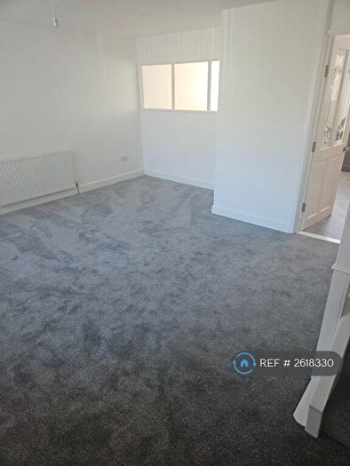 3 Bedroom End Of Terrace House To Rent In Park Road, Baillieston, Glasgow, G69