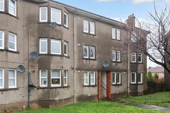 2 Bedroom Flat For Sale In Eastfield Crescent, Dumbarton, West Dunbartonshire, G82