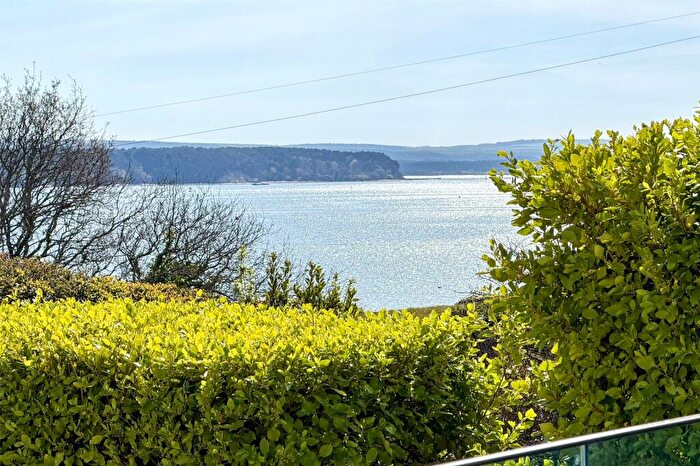 4 Bedroom Detached House For Sale In Whitecliff Road, Poole, Dorset, BH14