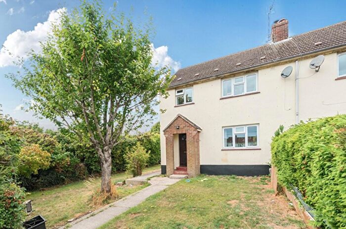 3 Bedroom Semi-Detached House For Sale In George Vi Road, Tidworth, SP9