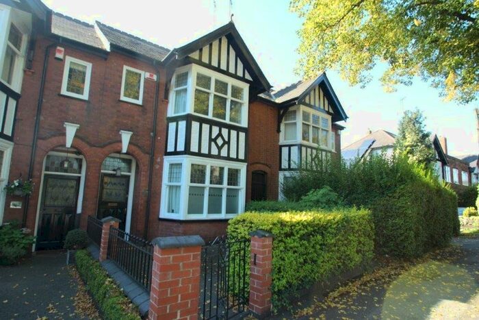 4 Bedroom Property To Rent In Victoria Park Road, Leicester, LE2
