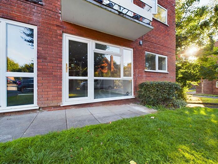 1 Bedroom Flat To Rent In Church Avenue, Stourport On Severn, DY13