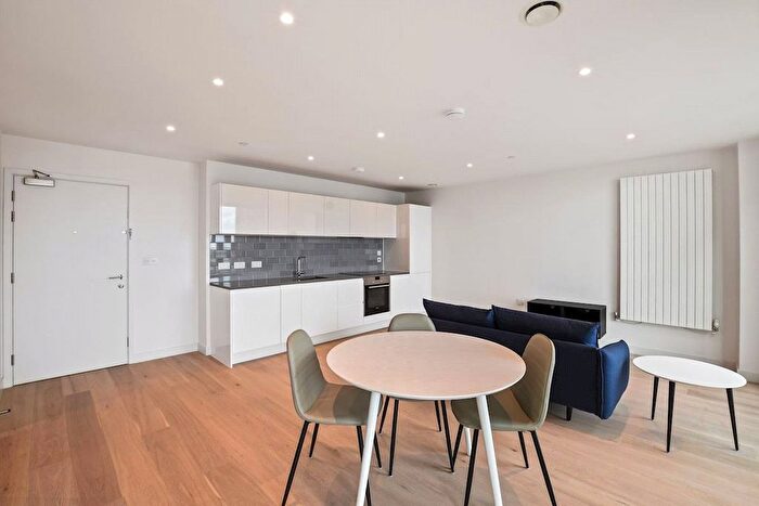 1 Bedroom Flat To Rent In Shipwright Street, London, E16