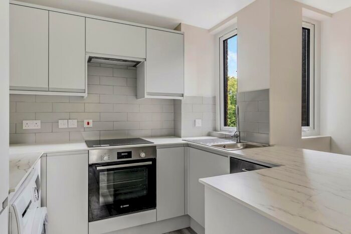 1 Bedroom Terraced House To Rent In Britten Close, Golders Green, London, NW11