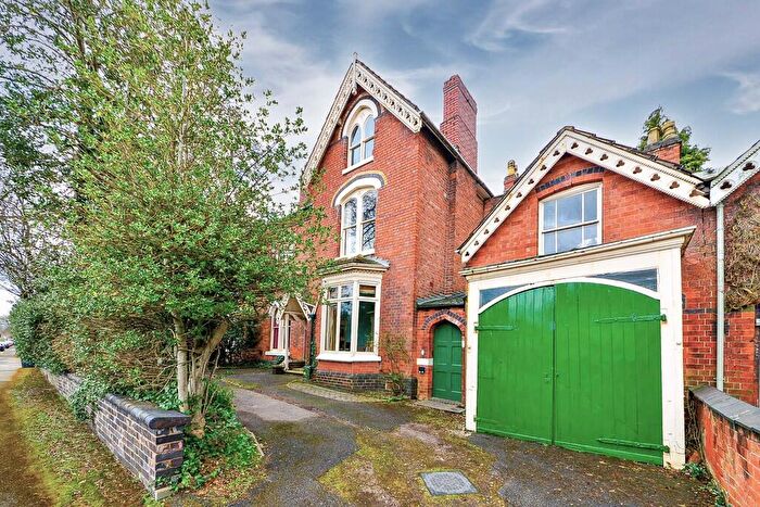 6 Bedroom Semi-Detached House For Sale In Oakfield Road, Selly Park, B29