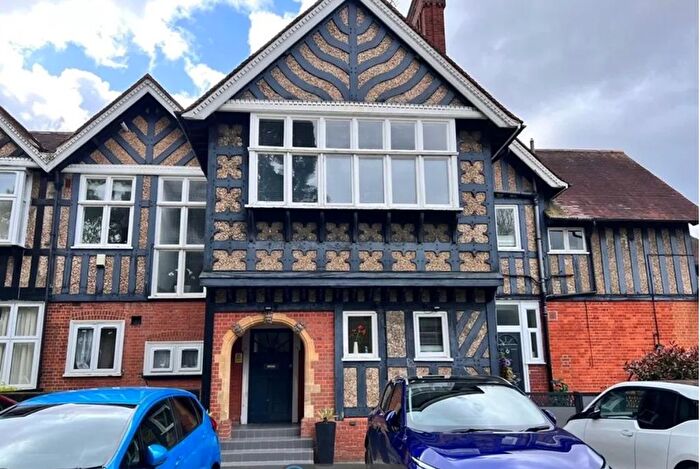 2 Bedroom Flat To Rent In Wykeham House, Gordon Avenue, Stanmore, Greater London, HA7