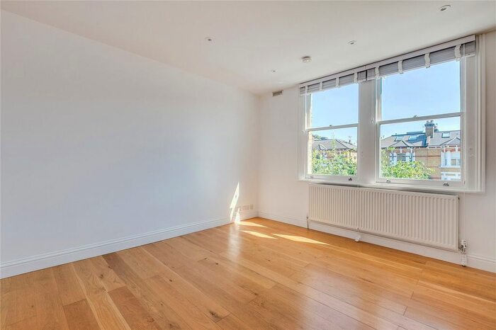 1 Bedroom Flat To Rent In Castelnau, Barnes, SW13