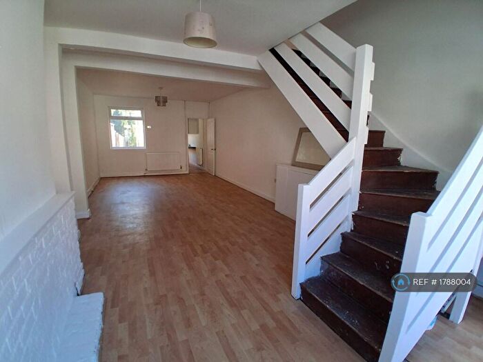 3 Bedroom Terraced House To Rent In Haunchwood Road, Nuneaton, CV10