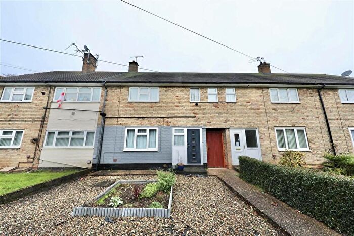 3 Bedroom Semi Detached House For Sale In Holderness Road, Hull, HU8