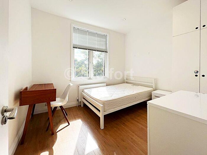 5 Bedroom Maisonette To Rent In Junction Road, London, N19