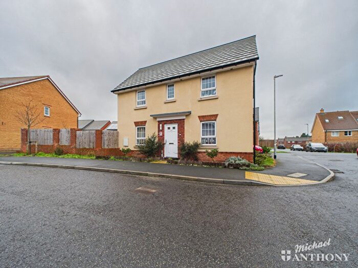 3 Bedroom Detached House For Sale In Alexander Way, Leighton Buzzard, LU7