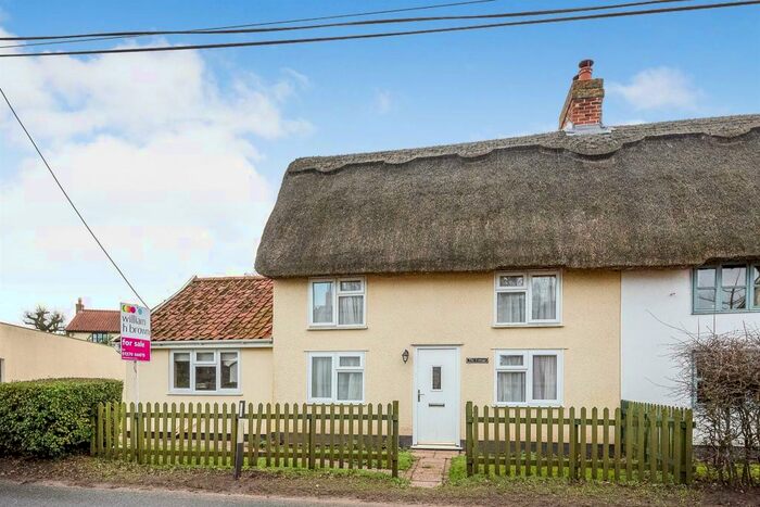 2 Bedroom Character Property For Sale In The Street, Thorndon, Eye, IP23