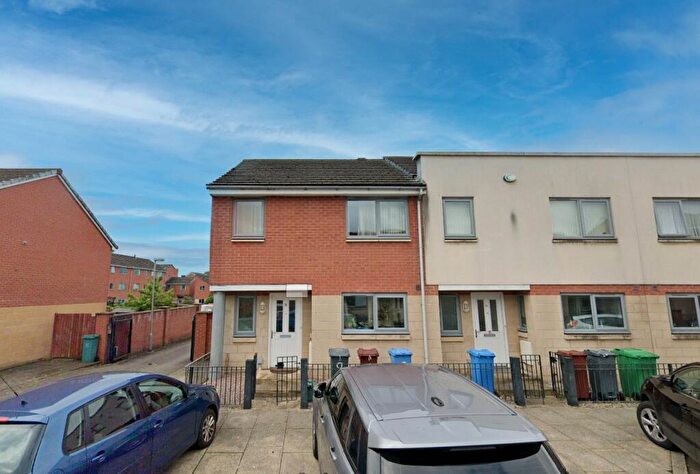 3 Bedroom End Of Terrace House For Sale In Capella Drive, Manchester, M11