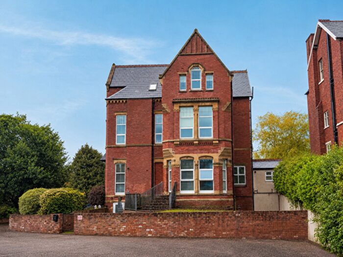 1 Bedroom Flat For Sale In Lulworth Road, Southport, Merseyside, PR8