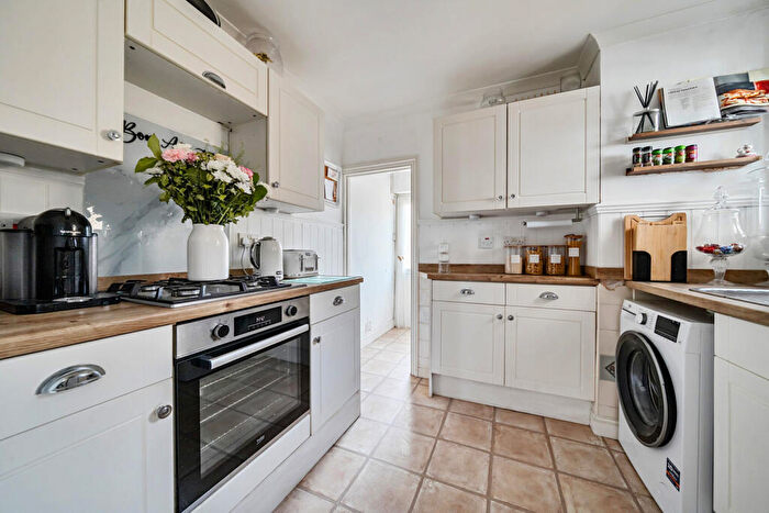 2 Bedroom Terraced House For Sale In Brook Street, Erith, DA8