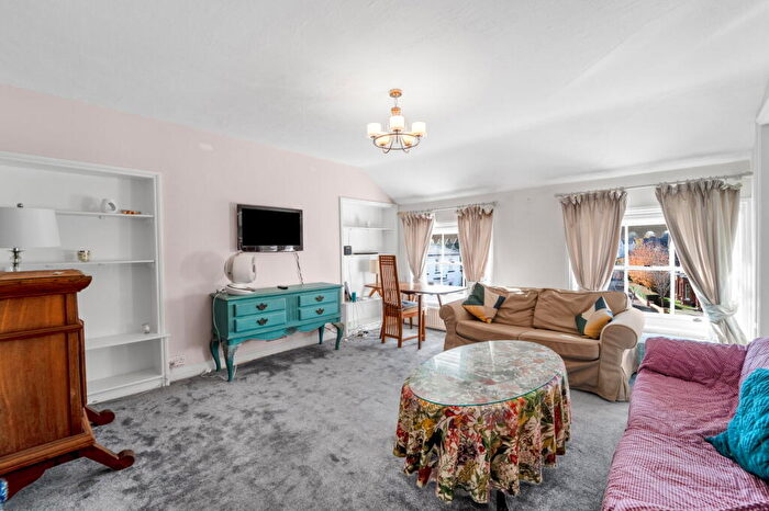 1 Bedroom Flat For Sale In Coley Hill, Reading, RG1