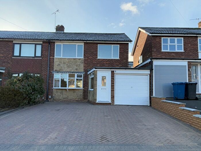 3 Bedroom Semi-Detached House To Rent In Fieldhouse Road, Chase Terrace, Burntwood, WS7