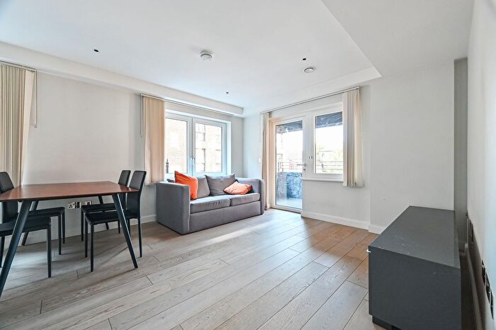 1 Bedroom Flat For Sale In Wharf Road, Islington, London, N1
