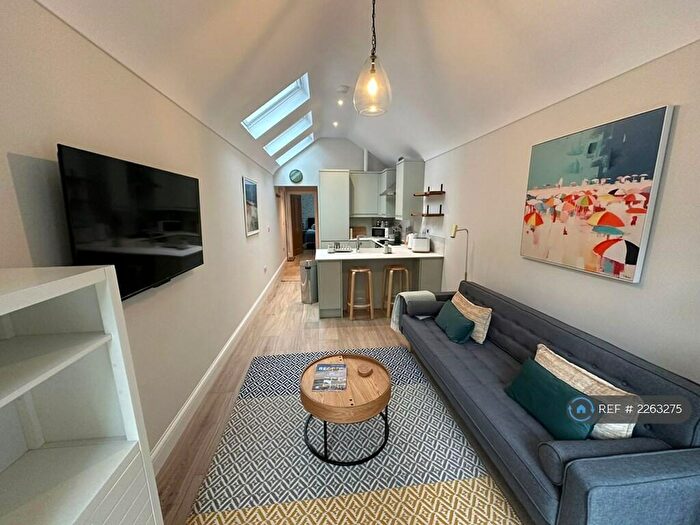 1 Bedroom Flat To Rent In Boscombe, Bournemouth, BH5